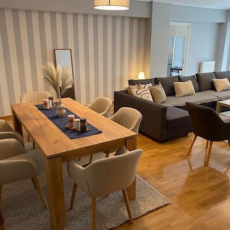 Classy 3Br With 2 Bathrooms Apartment In Marousi Atenas Exterior foto